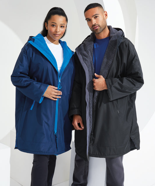 TriDri Waterproof Changing Robe with Sherpa Fleece Interior