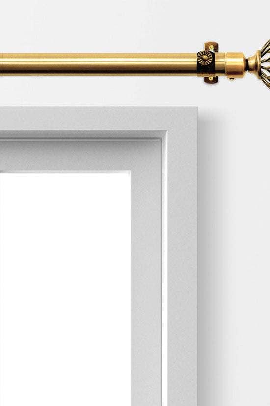 Gold Extendable Curtain Pole with Round Cage Finials 16 Rings 12m