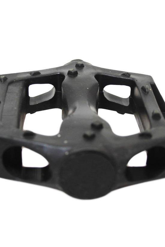 Enhance Safety with Reflective Bicycle Pedals