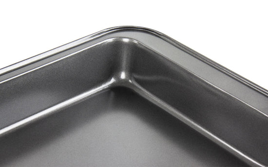 Premium Medium Roasting Tray 235 x 350 x 5cm