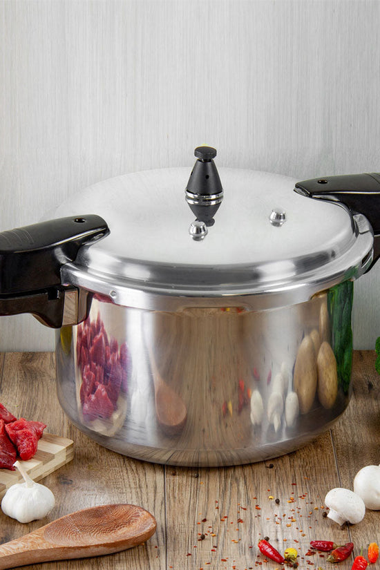 SQ Professional 12L Aluminium Pressure Cooker NonInduction Hob Compatible