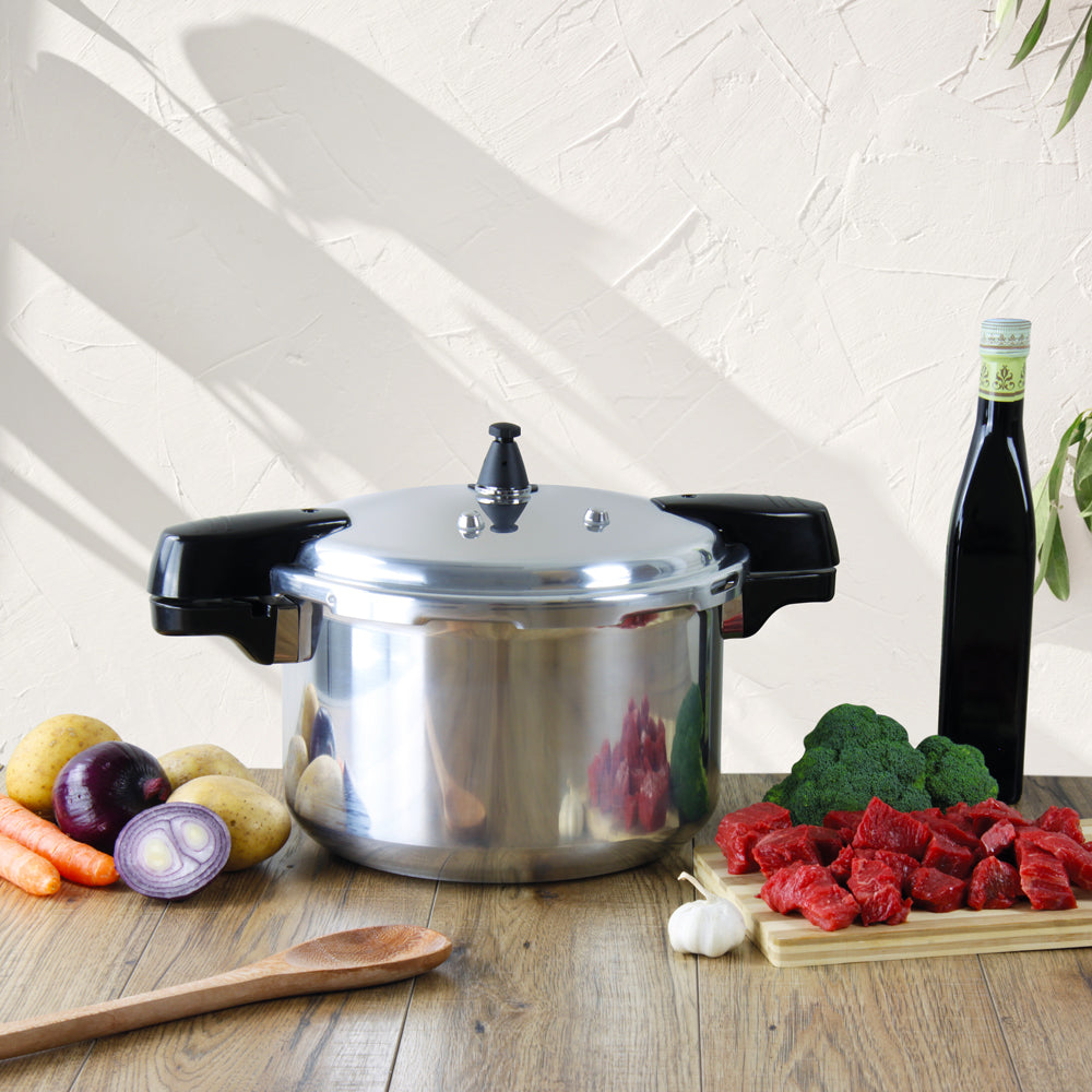 SQ Professional 12L Aluminium Pressure Cooker NonInduction Hob Compatible