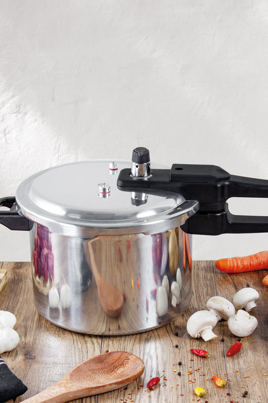 SQ Professional 9 Litre Aluminium Pressure Cooker NonInduction Compatible