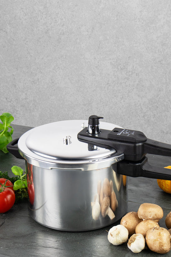 SQ Professional Aluminium Pressure Cooker 9L NonInduction Compatible