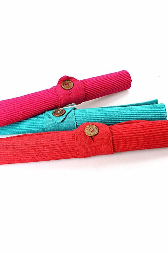 3Piece Stylish Button Foldable Fabric Placemat Set