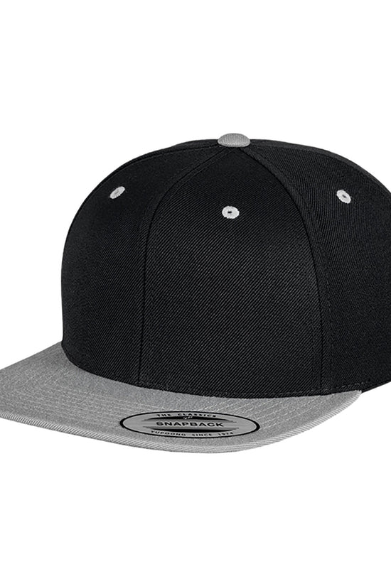 Flexfit by Yupoong Classic 2Tone Snapback Cap 6089MT