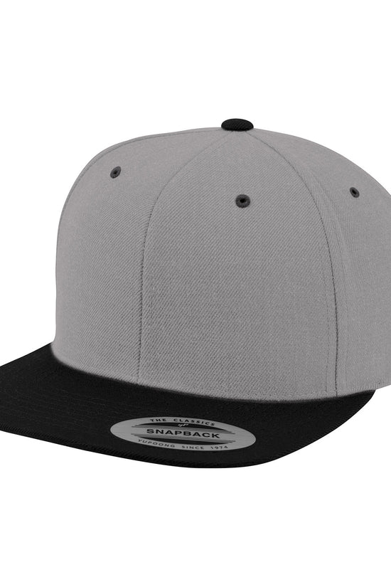 Flexfit by Yupoong Classic 2Tone Snapback Cap 6089MT