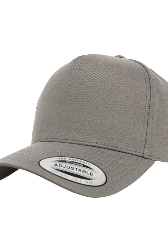 Flexfit by Yupoong 5Panel Curved Snapback Caps