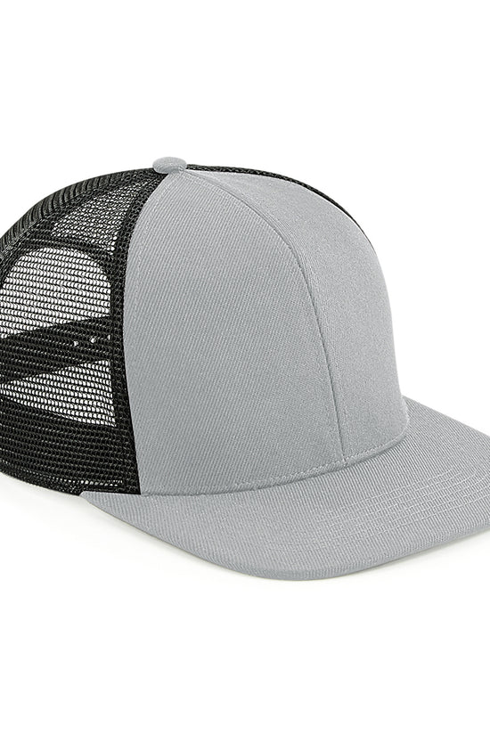 Retro Style 6Panel Trucker Cap for Urban Streetwear Enthusiasts