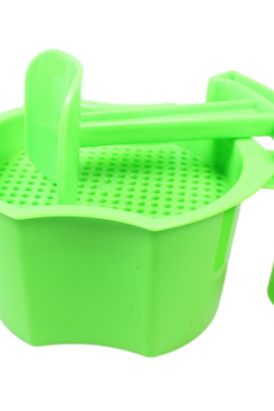 Compact Plastic Juicing Machine for Fresh Fruit and Vegetables