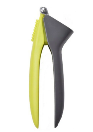 Durable 17 cm Plastic Garlic Crusher Press in Assorted Colors