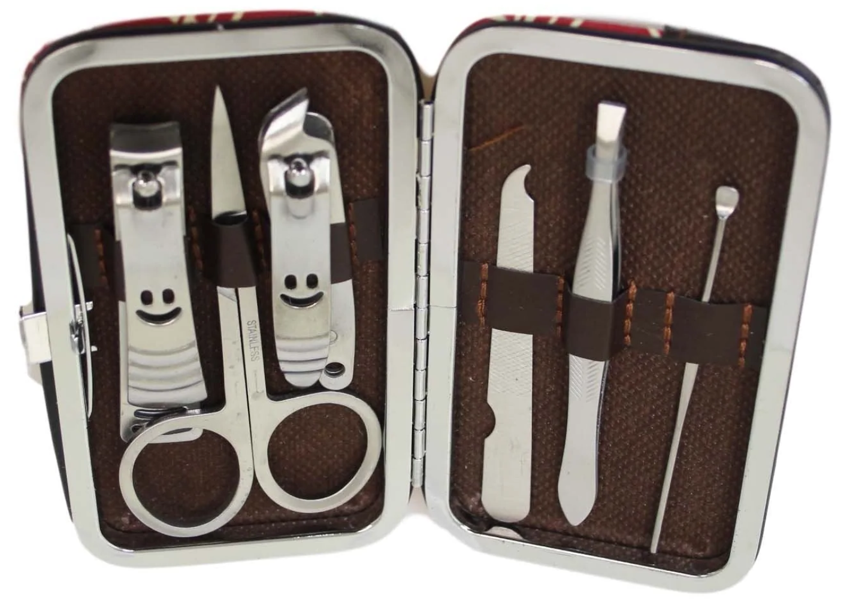 Compact 7Piece Foldable Nail Manicure Set with Assorted Designs