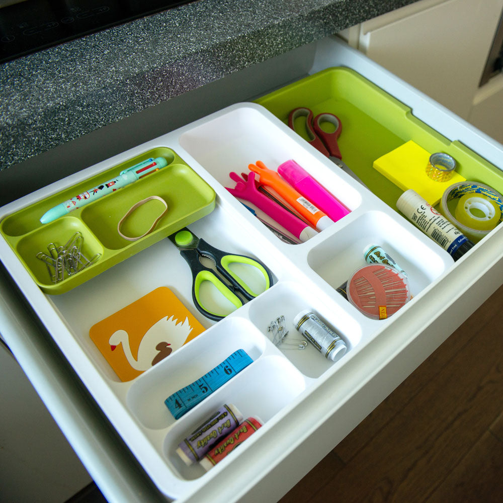 Adjustable Plastic Drawer Organizer White Green 3453 x 365 x 55cm