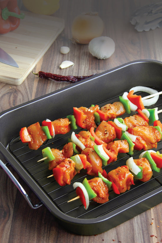 SQ Professional Non Stick Roasting Tray with Rack 35L Capacity