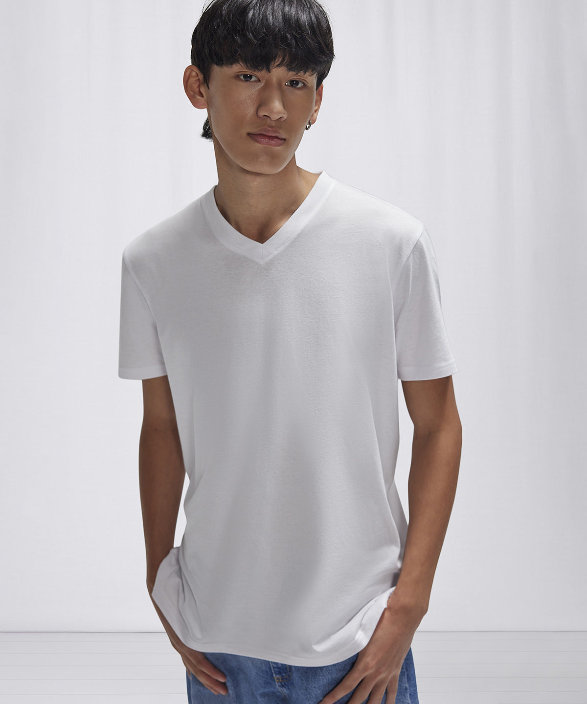 BC E150 V Premium VNeck TShirt