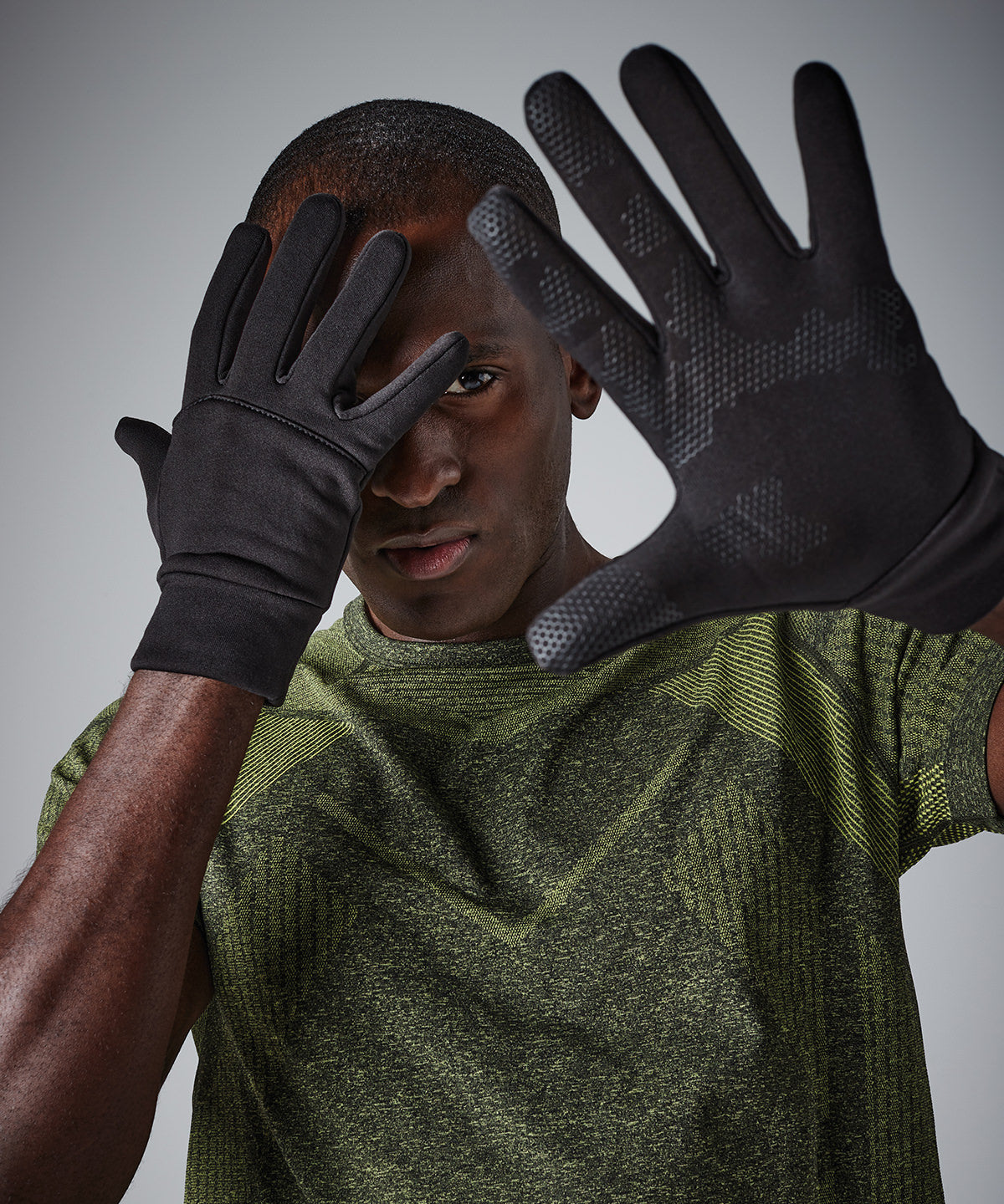 Beechfield Softshell Sports Tech Gloves for Unisex Adults