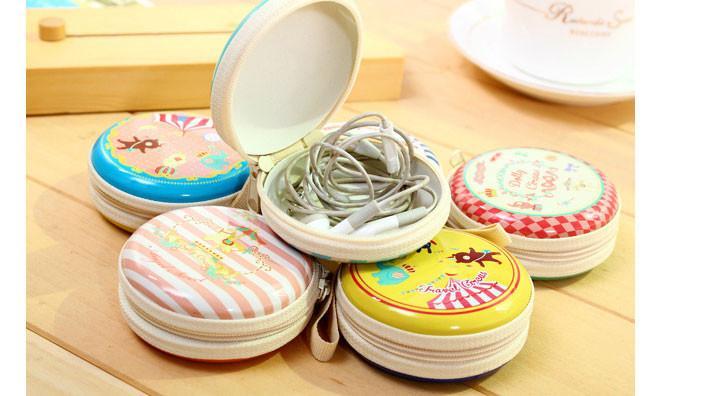 Assorted Round Tin Coin Purse and Earphone Pouch