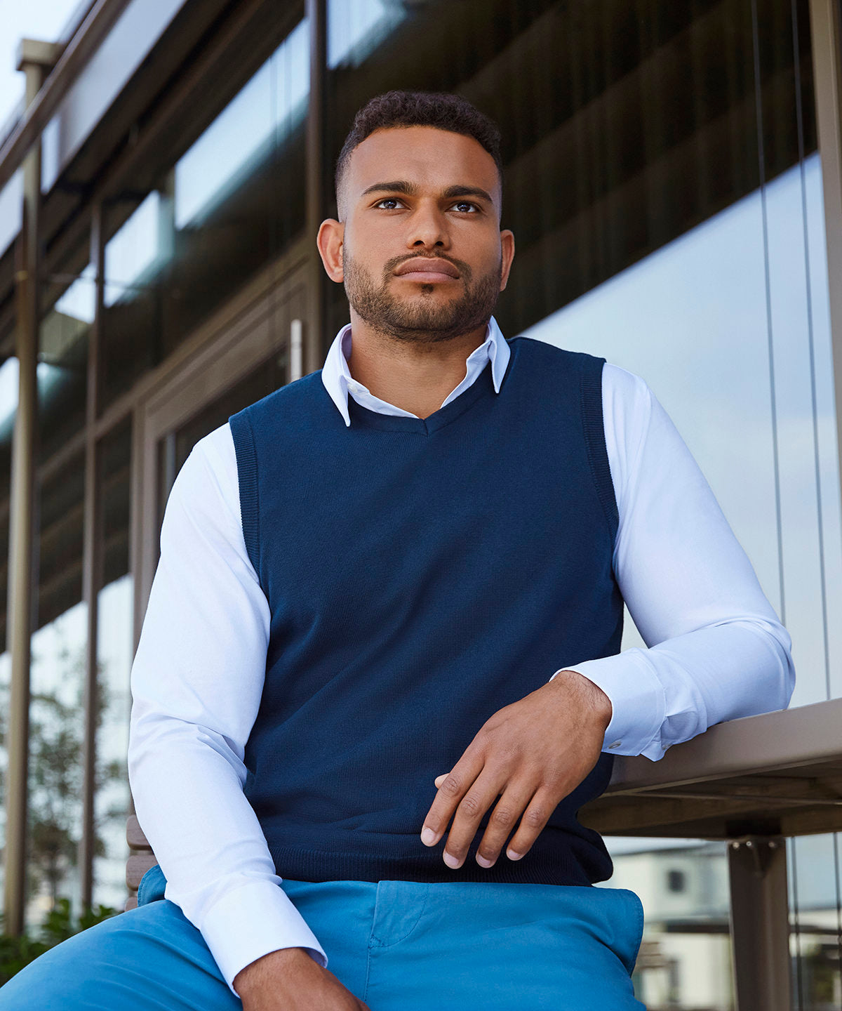 Sleeveless VNeck Knitted Sweater for Men
