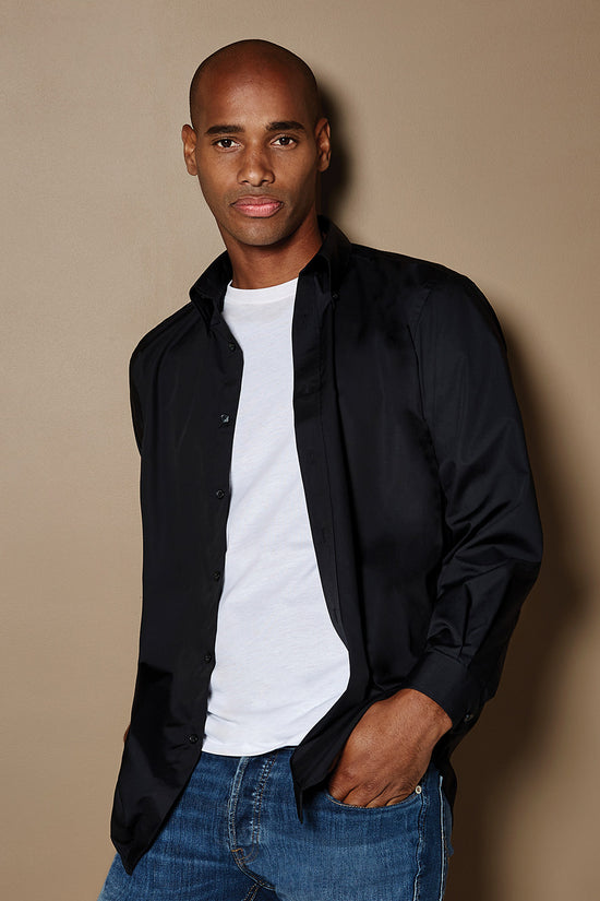 Classic Fit LongSleeved Workforce Shirt for a Sharp Corporate Look