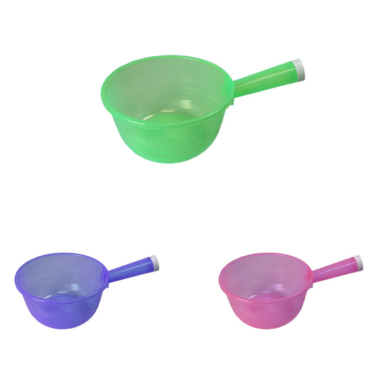 Durable Plastic Bathroom Water Scoop for Efficient Water Handling