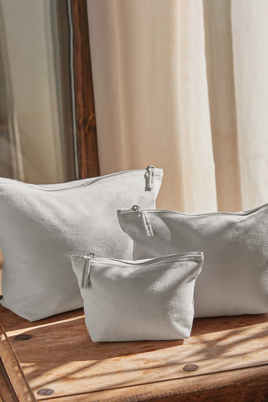 Vintage Style Canvas Accessory Bag Unisex Adult Luggage MustHave