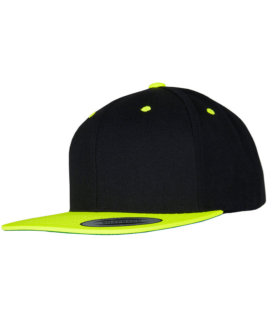 Flexfit by Yupoong Classic 2Tone Snapback Cap 6089MT