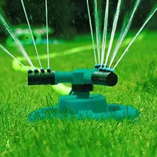 Efficient Garden Sprinkler with 3 Rotating Nozzles