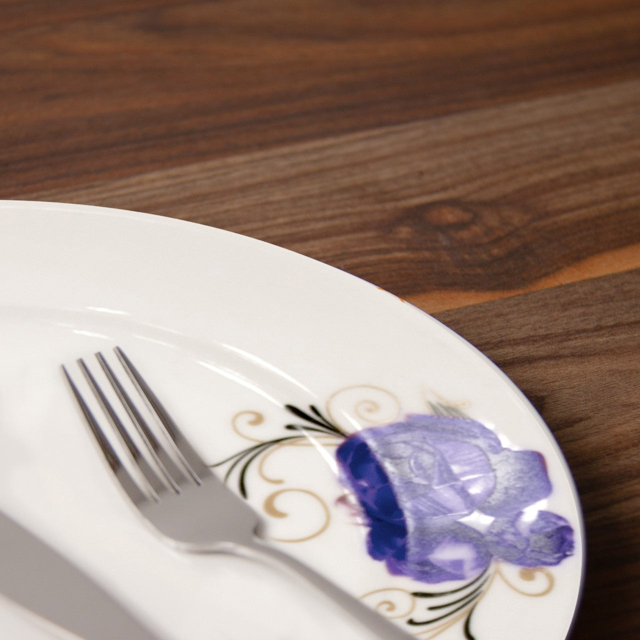 Elegant Durane Ceramic Dinner Plate Blue Rose Design
