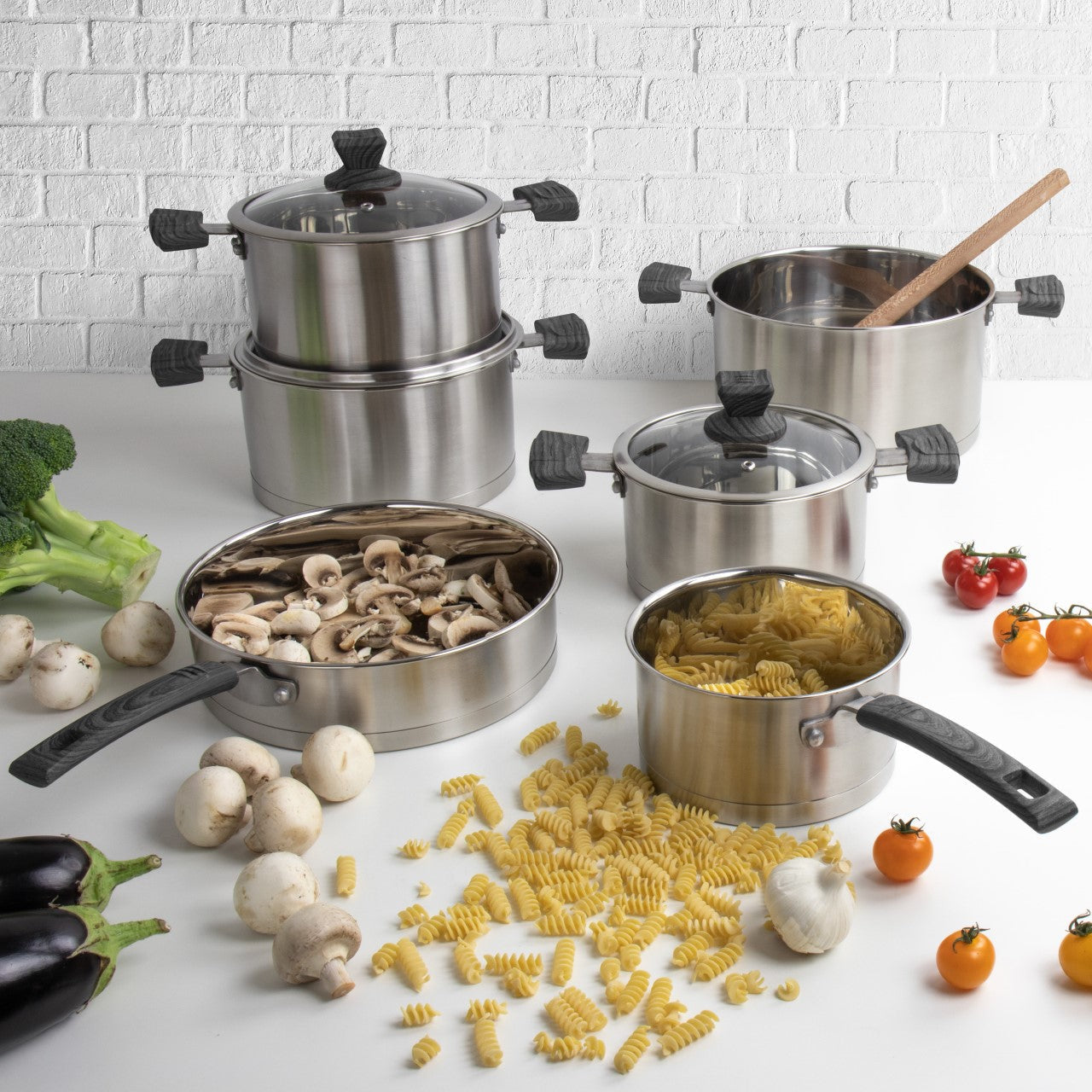 SQ Professional Lustro Touch Stainless Steel Cookware Set of 6 Black